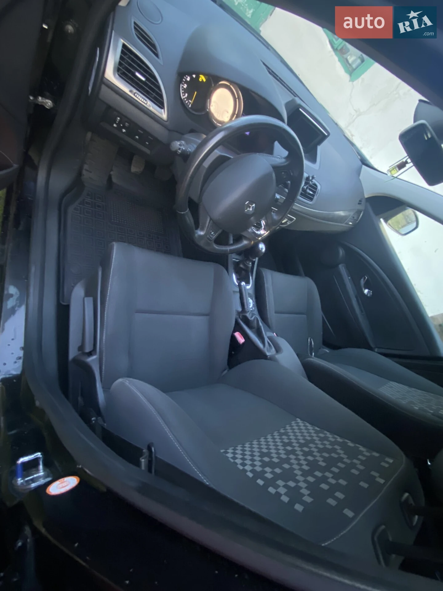 2013 Renault Megane - мініатюра 28