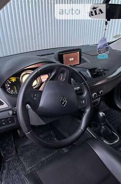 Хэтчбек Renault Megane 2015 в Снятине
