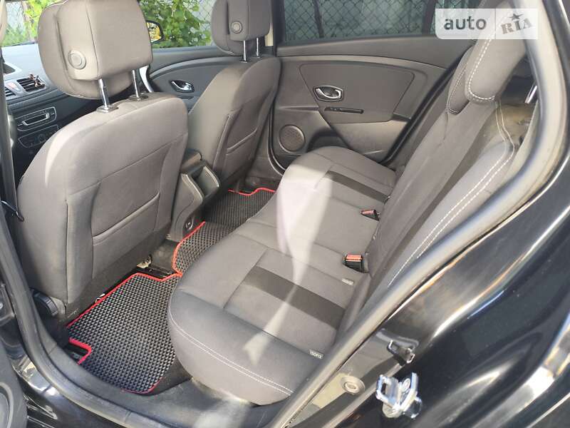 Універсал Renault Megane 2011 в Сваляві