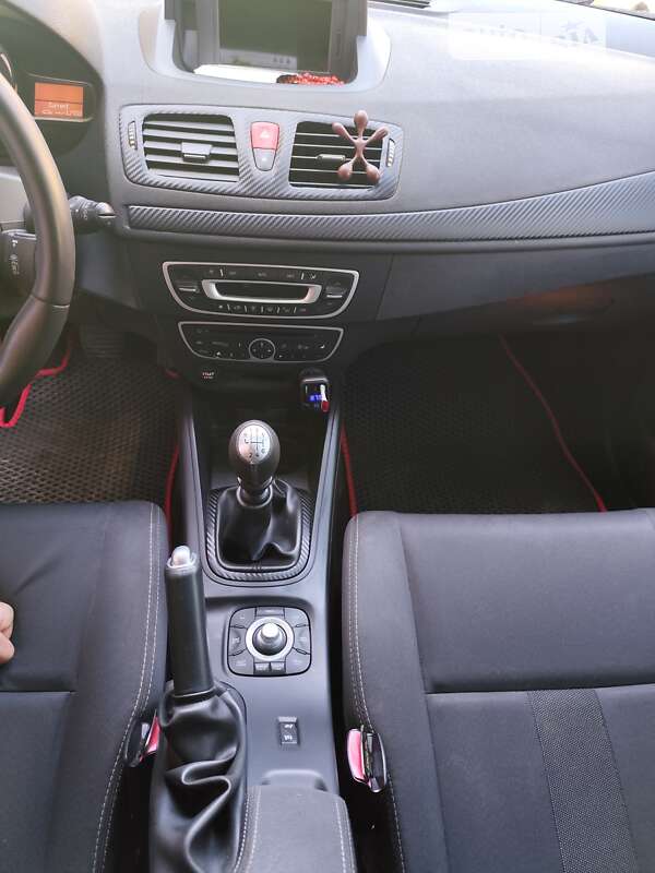 Універсал Renault Megane 2011 в Сваляві