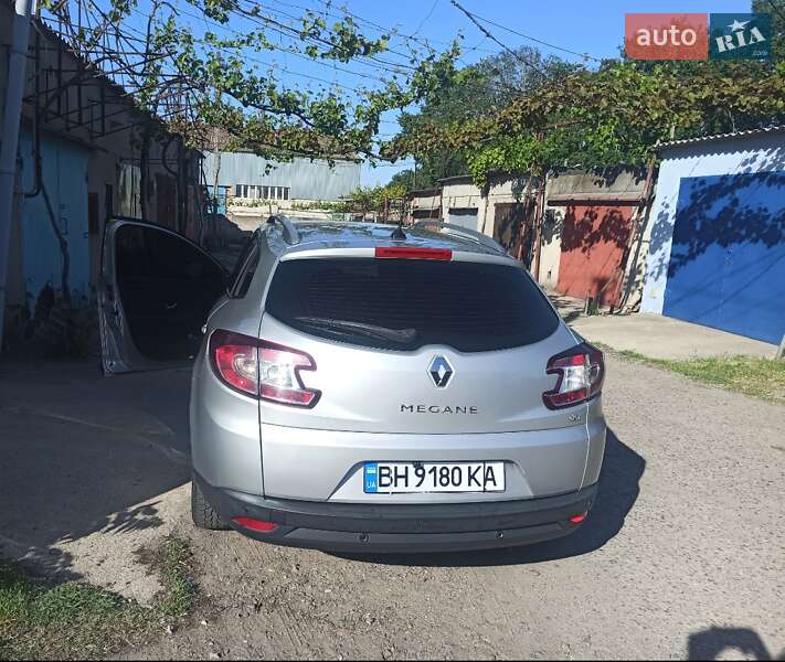 Універсал Renault Megane 2011 в Ізмаїлі фото 3 Універсал Renault Megane 2011 в Ізмаїлі