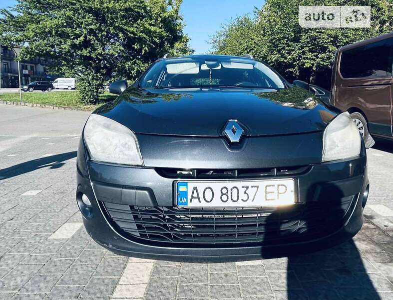 Універсал Renault Megane 2010 в Ужгороді