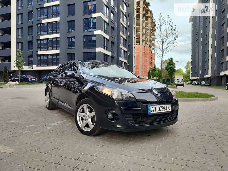 Універсал Renault Megane 2011 в Івано-Франківську