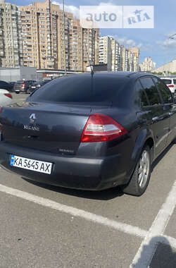 Седан Renault Megane 2006 в Киеве