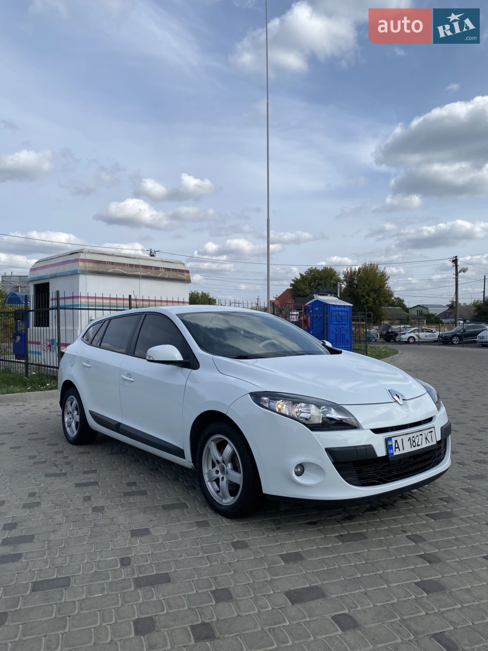 2011 Renault Megane - мініатюра 25