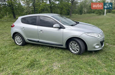 Хэтчбек Renault Megane 2010 в Кропивницком