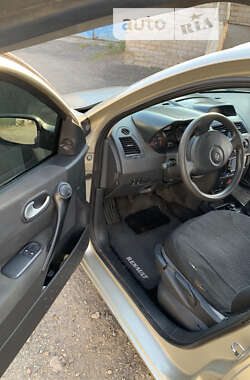 Седан Renault Megane 2008 в Кривом Роге