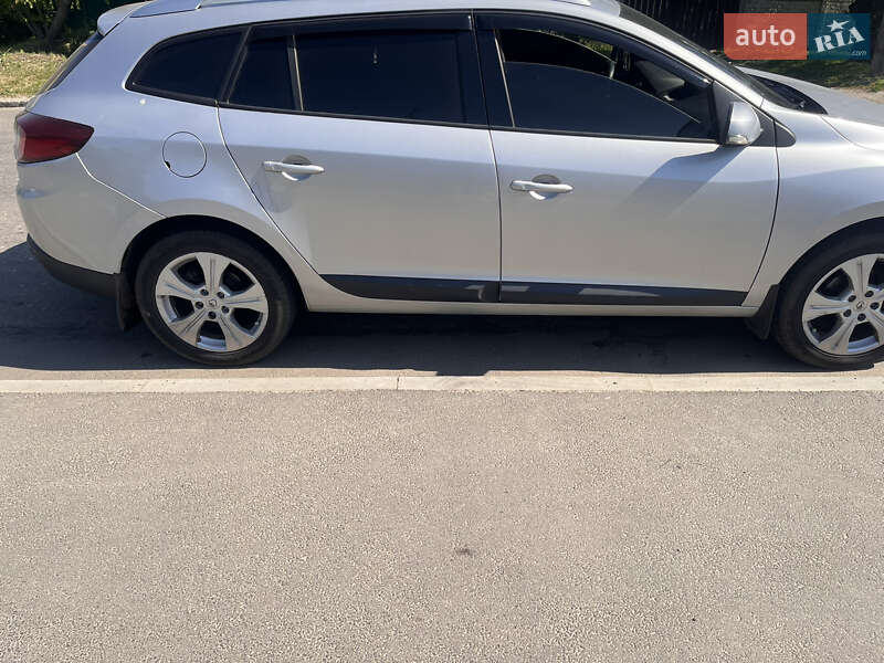Универсал Renault Megane 2010 в Лозовой