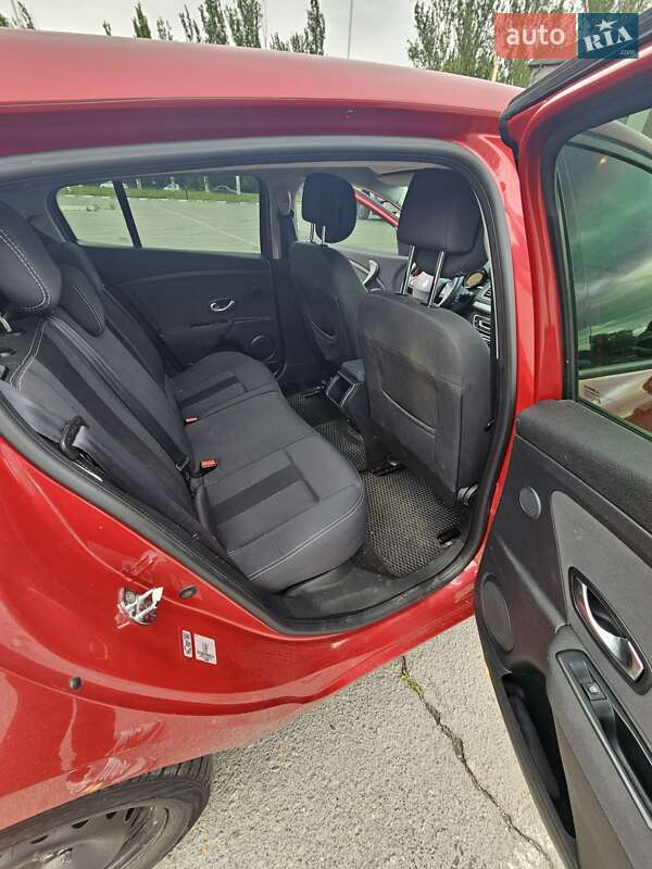 Хэтчбек Renault Megane 2010 в Запорожье