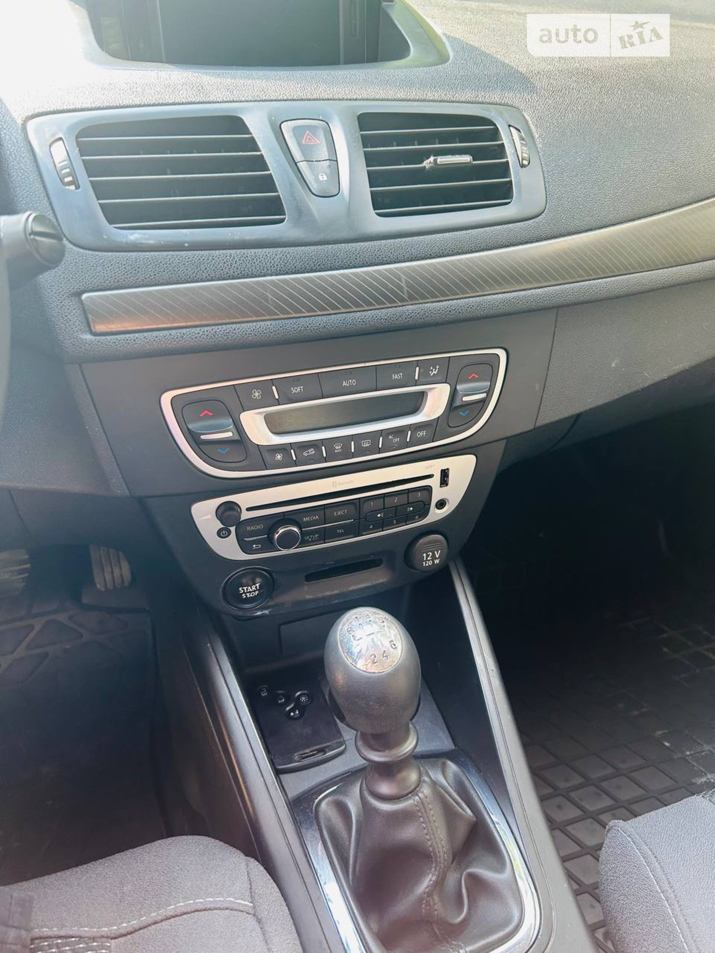 2013 Renault Megane - мініатюра 14