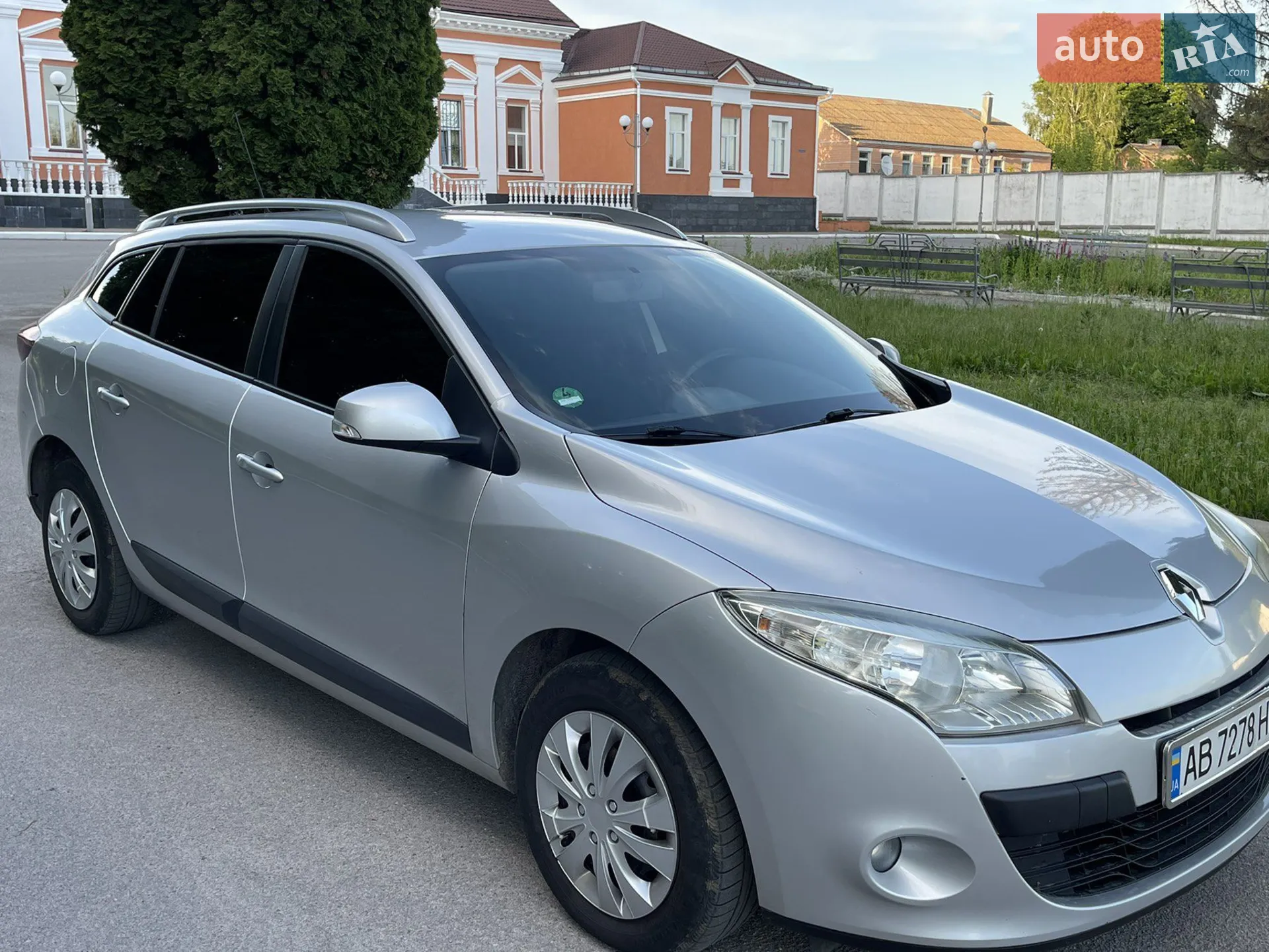 2010 Renault Megane - мініатюра 7