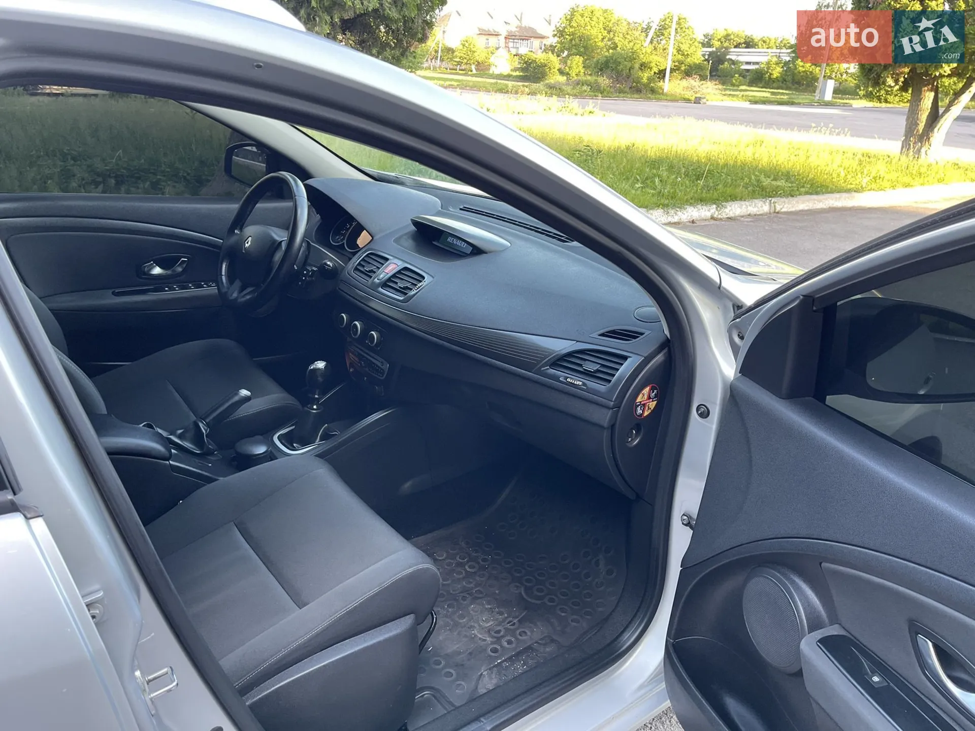 2010 Renault Megane - мініатюра 13