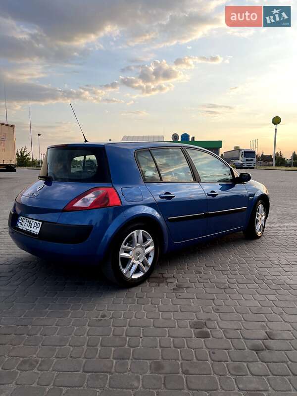 Хэтчбек Renault Megane 2005 в Новомосковске фото 4 Хэтчбек Renault Megane 2005 в Новомосковске