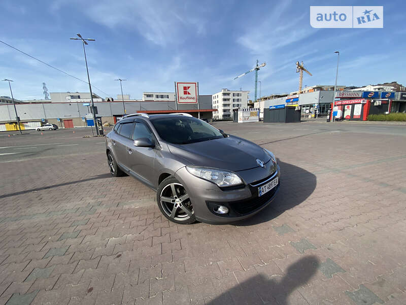 Універсал Renault Megane 2012 в Івано-Франківську