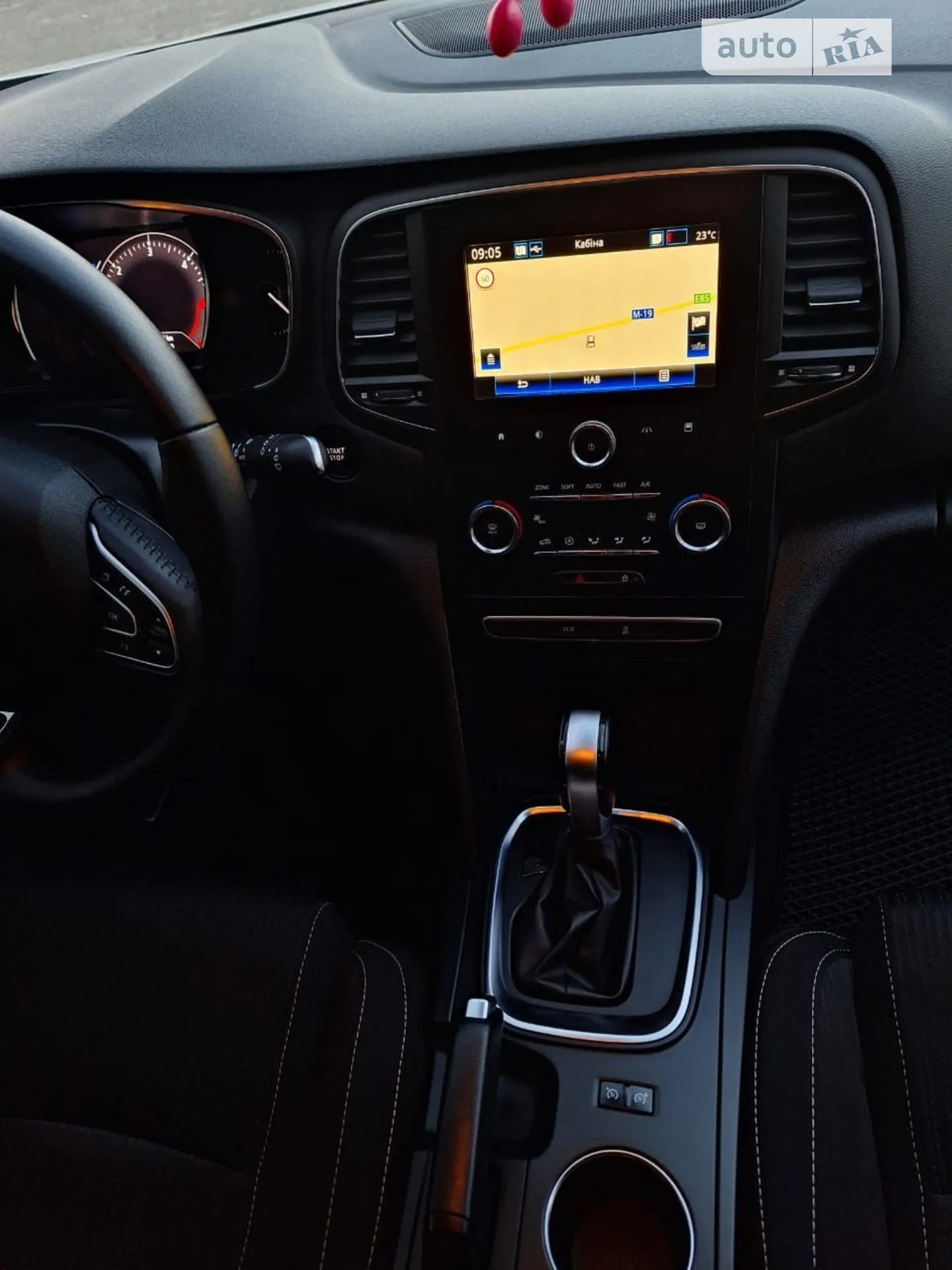 2019 Renault Megane - мініатюра 31
