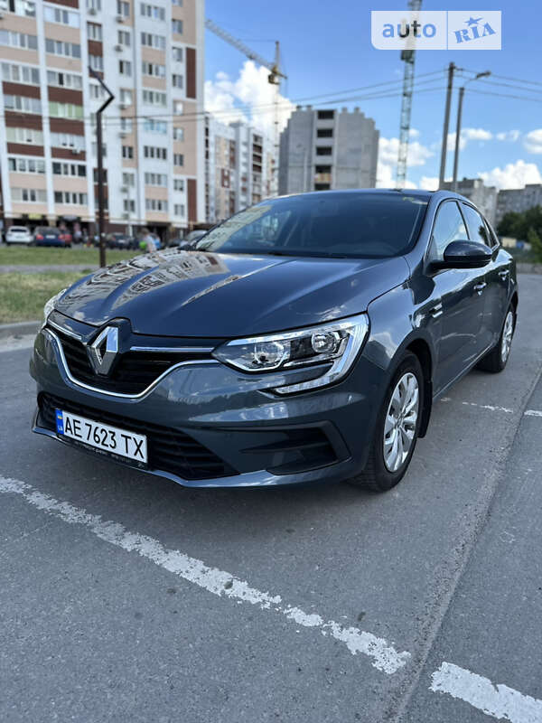 Седан Renault Megane 2022 в Києві