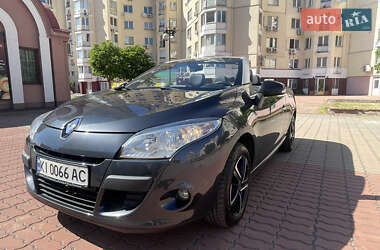 Кабриолет Renault Megane 2011 в 