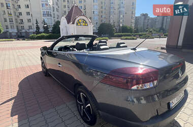 Кабриолет Renault Megane 2011 в 