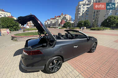 Кабриолет Renault Megane 2011 в 