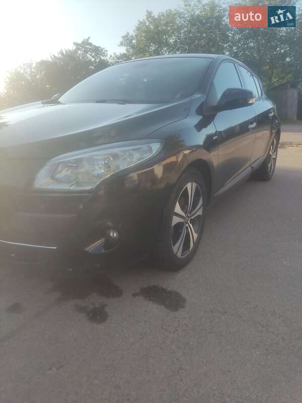 Хэтчбек Renault Megane 2011 в Городне