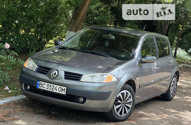 Хэтчбек Renault Megane 2002 в Дрогобыче