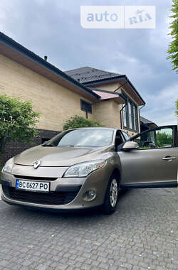 Хетчбек Renault Megane 2008 в Стрию