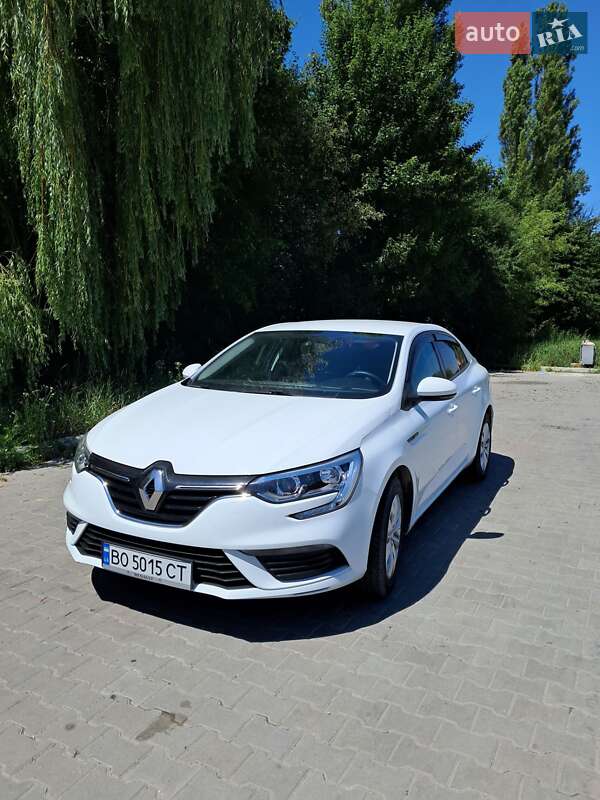 Седан Renault Megane 2019 в 