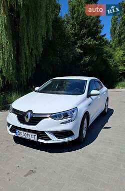 Седан Renault Megane 2019 в 