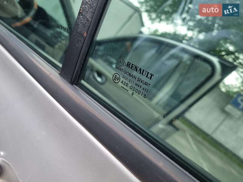 Універсал Renault Megane 2005 в Києві фото 25 Універсал Renault Megane 2005 в Києві