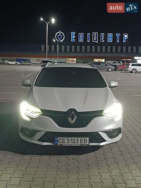 Універсал Renault Megane 2017 в Чернівцях