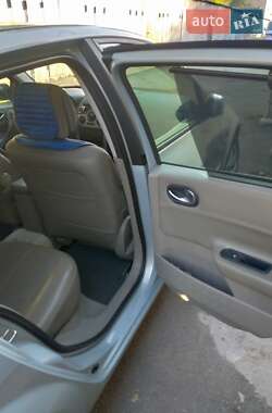 Седан Renault Megane 2005 в 