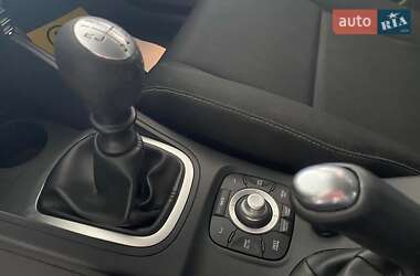 Хэтчбек Renault Megane 2011 в 