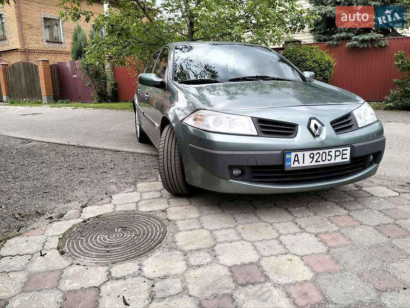 Седан Renault Megane 2006 в Києві
