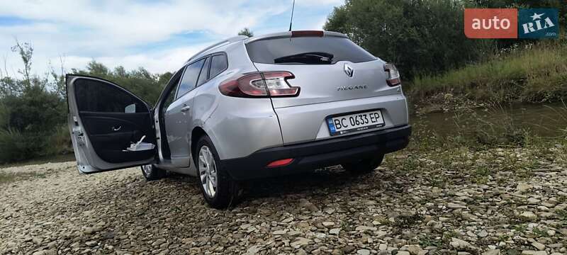 Универсал Renault Megane 2013 в Дрогобыче фото 4 Универсал Renault Megane 2013 в Дрогобыче
