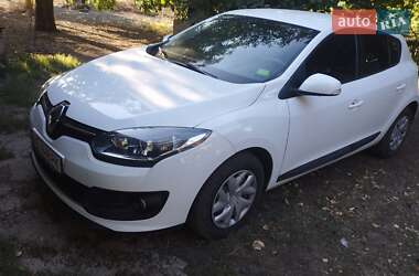 Хэтчбек Renault Megane 2015 в 