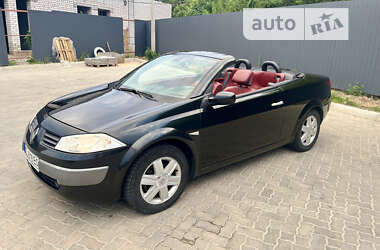 Кабриолет Renault Megane 2004 в 