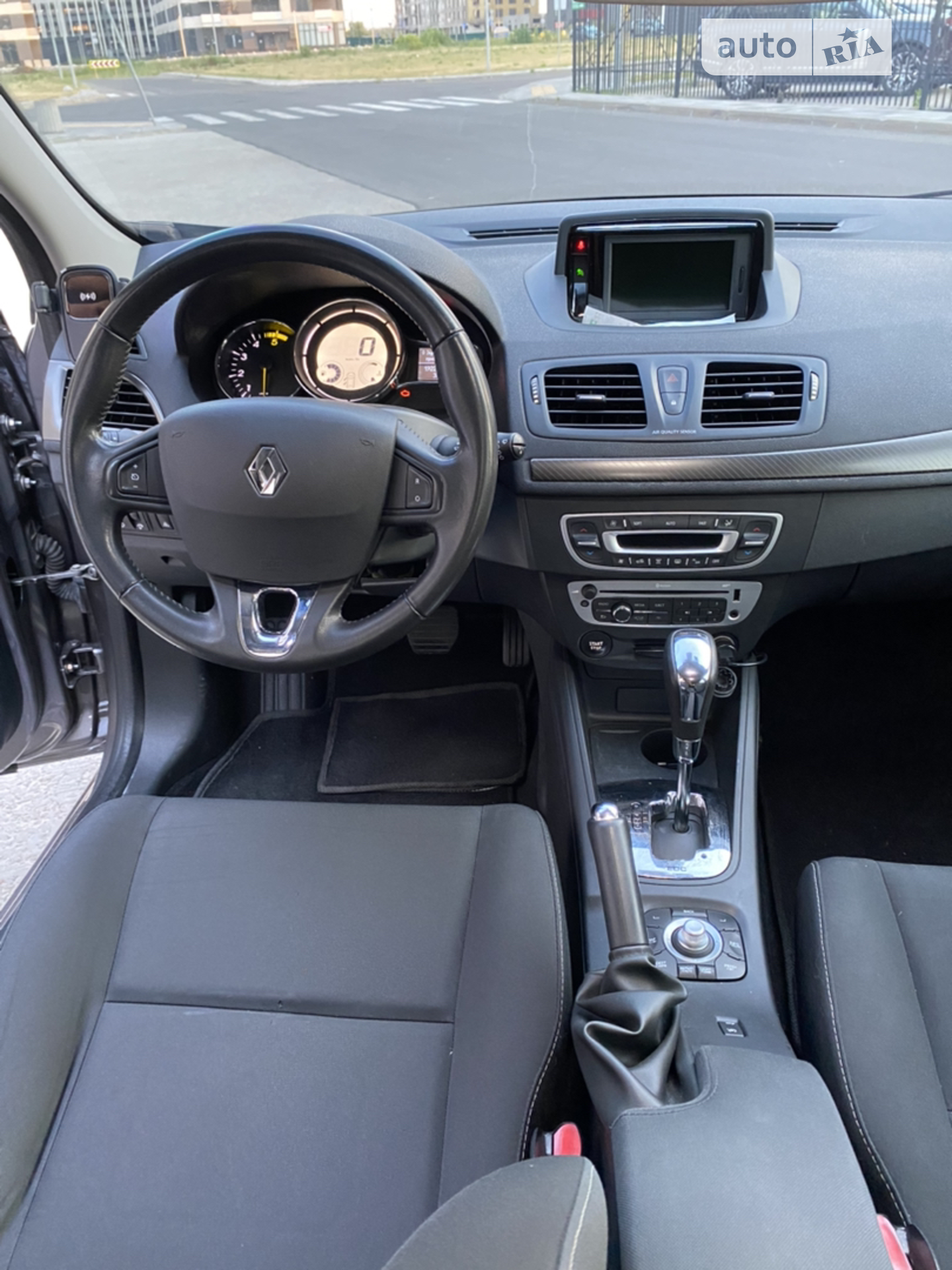 2013 Renault Megane - мініатюра 9