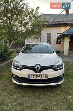 Хэтчбек Renault Megane 2014 в Тысменице