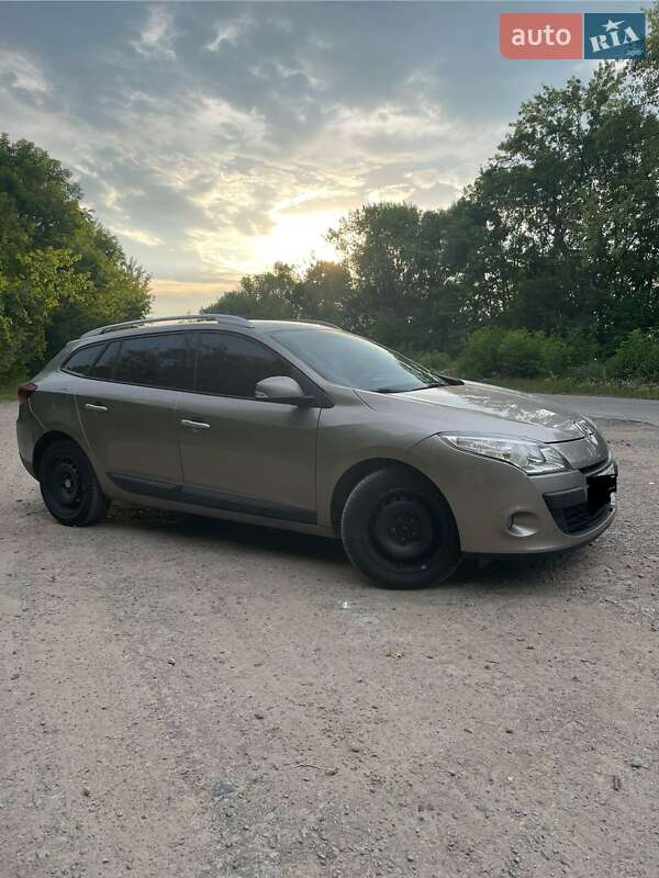 Универсал Renault Megane 2011 в Чорткове