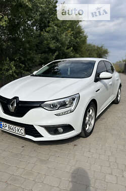 Хэтчбек Renault Megane 2017 в Запорожье