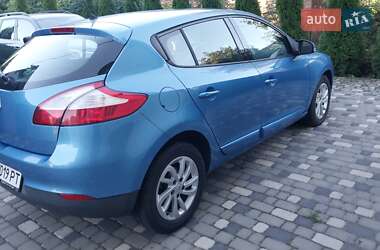 Хетчбек Renault Megane 2012 в Ходореві