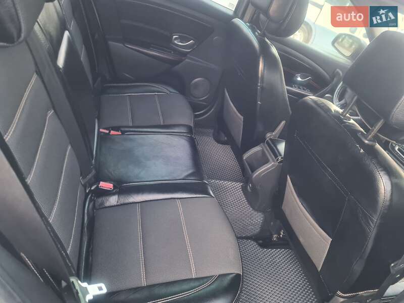 Универсал Renault Megane 2010 в Тернополе фото 4 Универсал Renault Megane 2010 в Тернополе