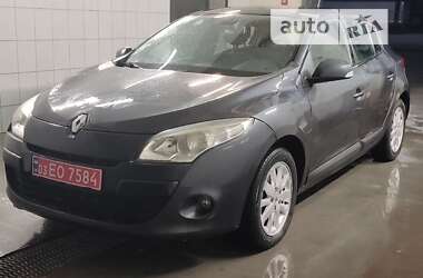 Хэтчбек Renault Megane 2009 в Сарнах