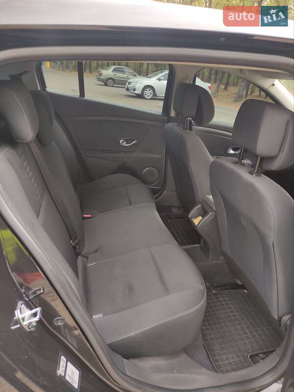 Хэтчбек Renault Megane 2010 в Кривом Роге