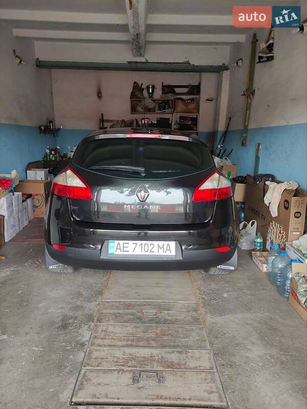 Хэтчбек Renault Megane 2010 в Кривом Роге