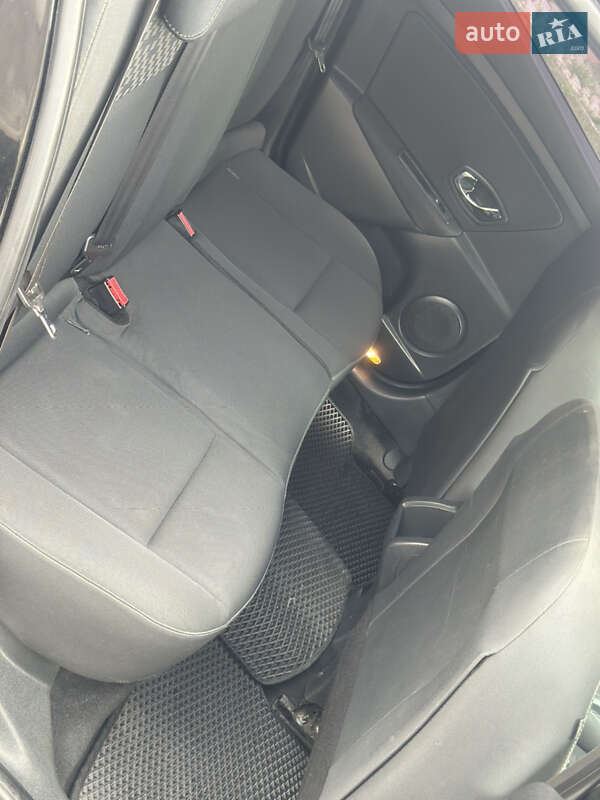 Универсал Renault Megane 2012 в Житомире фото 17 Универсал Renault Megane 2012 в Житомире