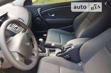 Купе Renault Megane 2010 в Чернівцях