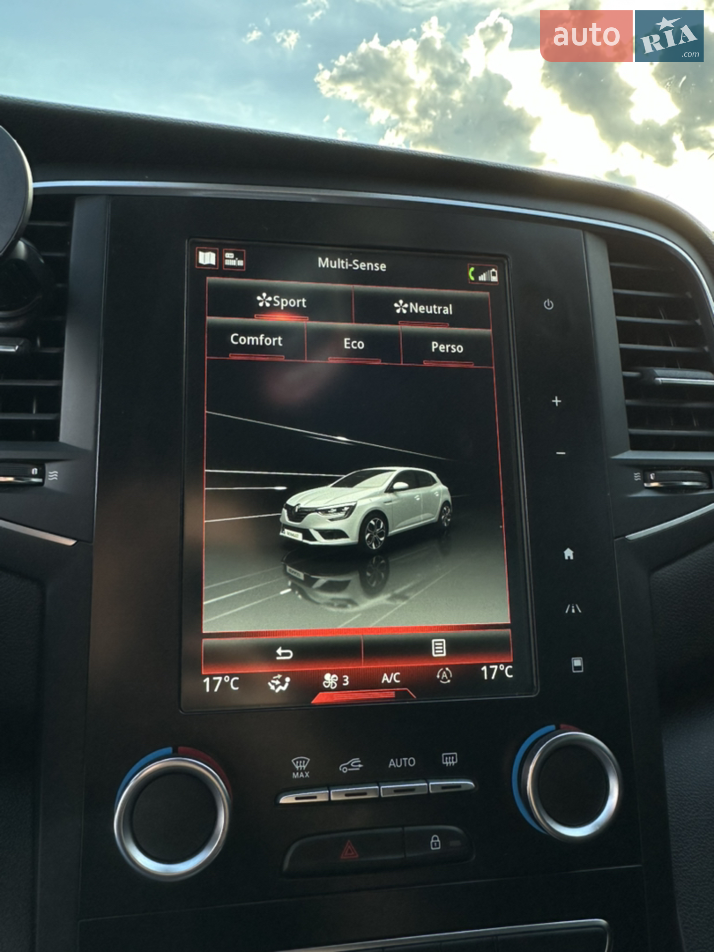 2016 Renault Megane - мініатюра 18