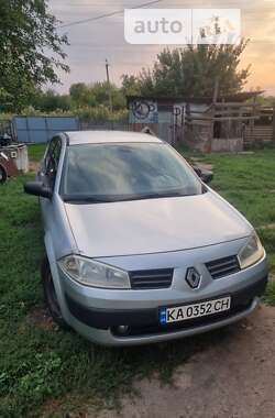 Седан Renault Megane 2005 в Барышевке