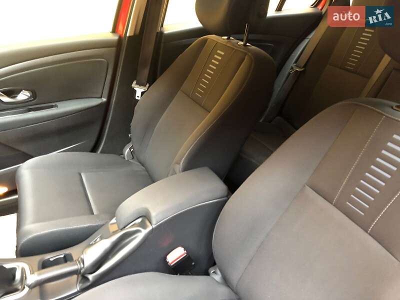 Універсал Renault Megane 2011 в Сарнах